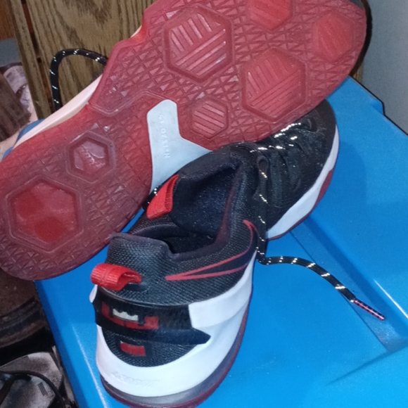 Lebron James shoes Men - Picture 4 of 4